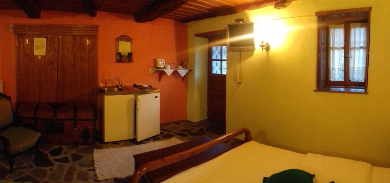 Traditional Rooms Karaouli Papigko Exterior foto